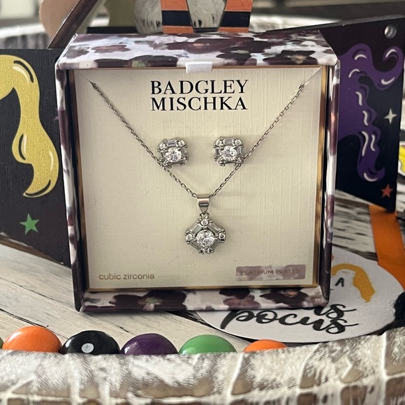 Badgley Mischka Platinum Plated Necklade and earring set - Picture 4 of 7